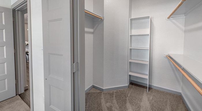 Unit closet