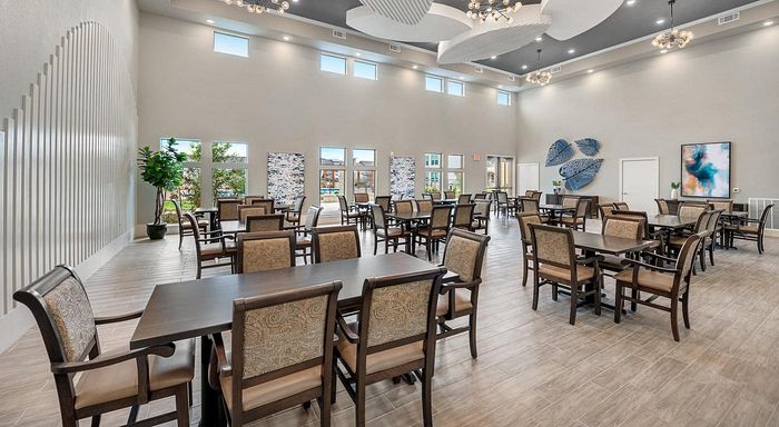 Leasing center