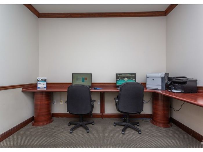 Country Club Towers, interior, business center, computers, printer
