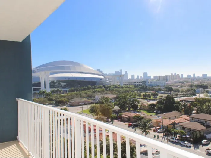 Stadium Tower Exterior | Balcony view | Miami Marlins Stadium | City View