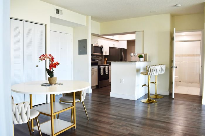 Intracoastal Yacht Club, interior, spacious living room, tiled flooring, front closet