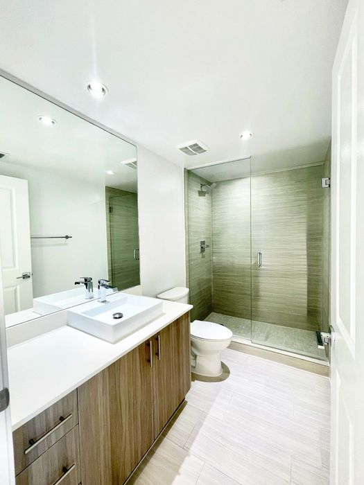 Large Showers with Glass Enclosures ( 3 Bedroom, 2 Bath Units)