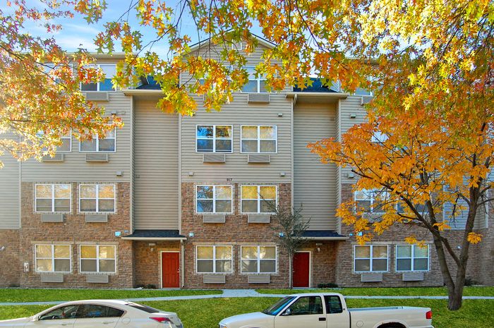 Student housing near MHK