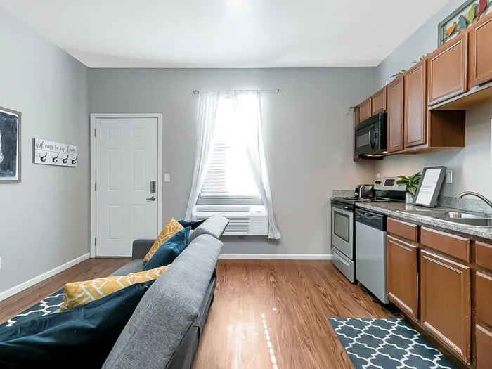 Claflin 1 Bed 1 Bath Living Room & Kitchen