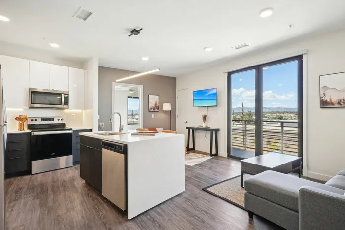 Belay 4 Floorplan Kitchen & Living Room