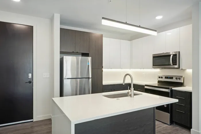 Belay Floorplan Kitchen Island