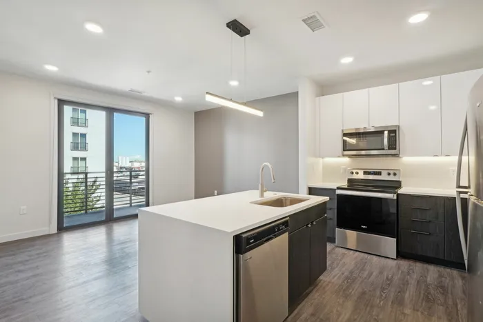 Dyno Floorplan Kitchen & Living Room
