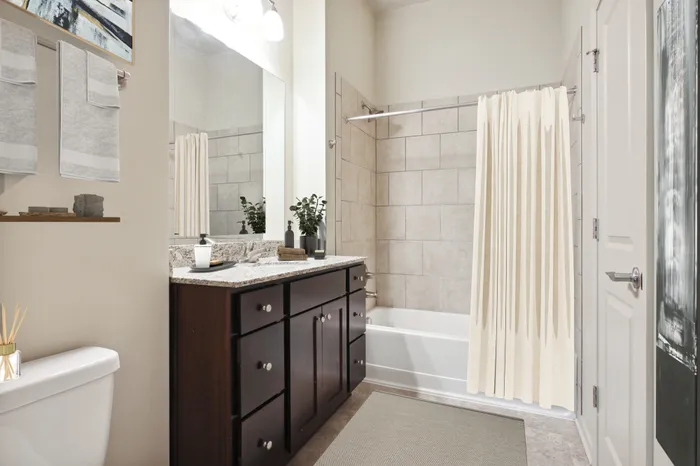 Sleek Finishes | Luxe at Union Hill | Kansas City, MO Apartments
