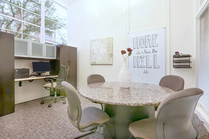 Business Center | Luxe at Union Hill | Kansas City, MO Apartments