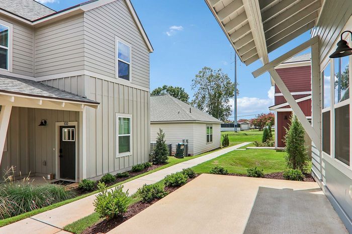LEO Jamestown- Single Family Rental Homes - Exterior Walkway