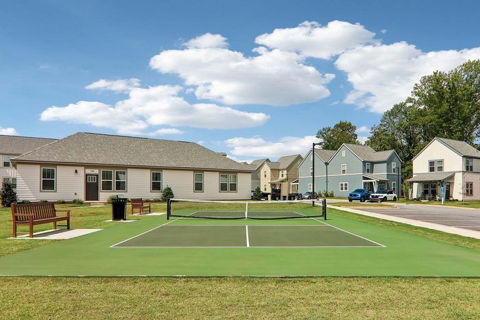 LEO Jamestown- Single Family Rental Homes - Outdoor Tennis Court