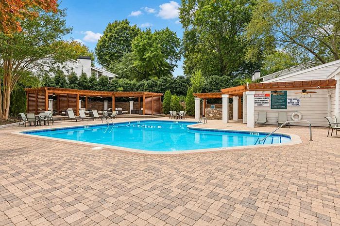 Advenir at Winterset - Outdoor Pool