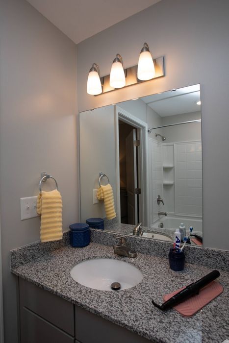 Conventional Bathroom | Valley Falls | Spartanburg Apartments