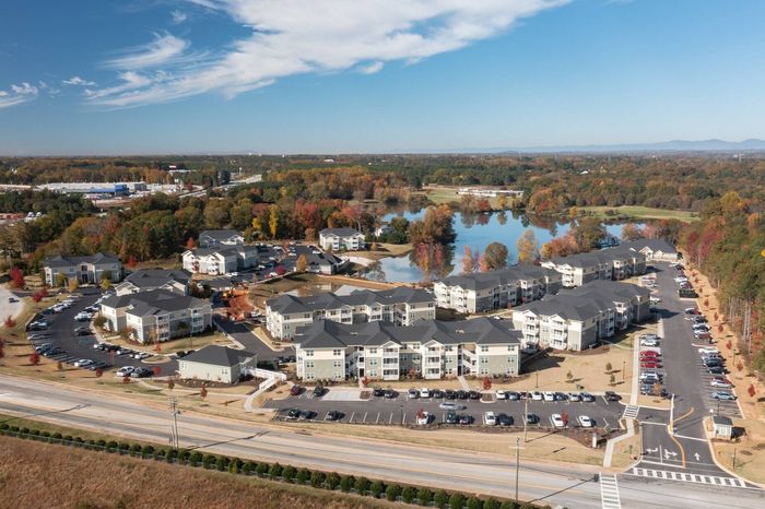 Valley Falls | Apartments in Spartanburg, SC