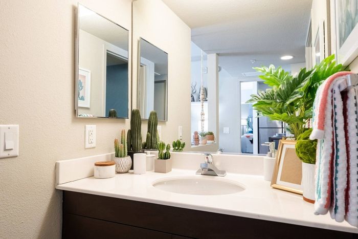 Bathroom  | University Gateway Apartments in Los Angeles, CA.