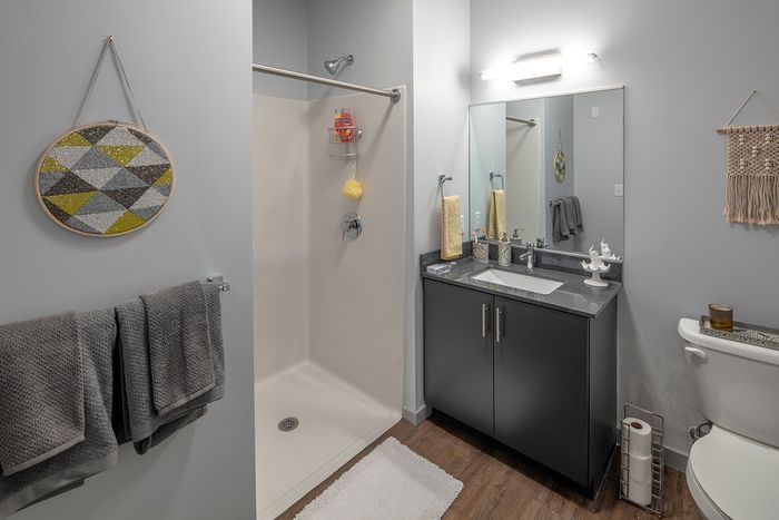 Spacious Bathroom | Theory Syracuse | Apartments near SU in New York