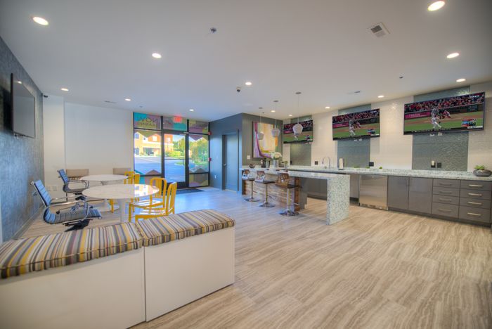 Community Business Center | Apartments in Newark, DE | Rittenhouse Station