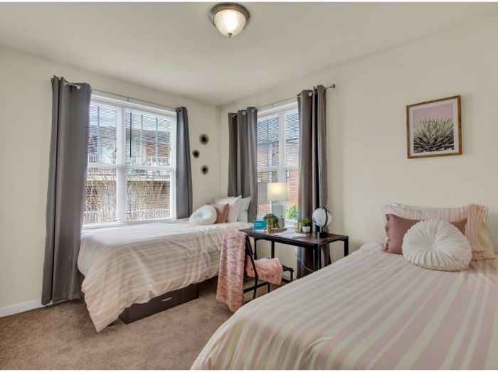 Spacious Bedroom | Newark DE Apartment Homes | Rittenhouse Station