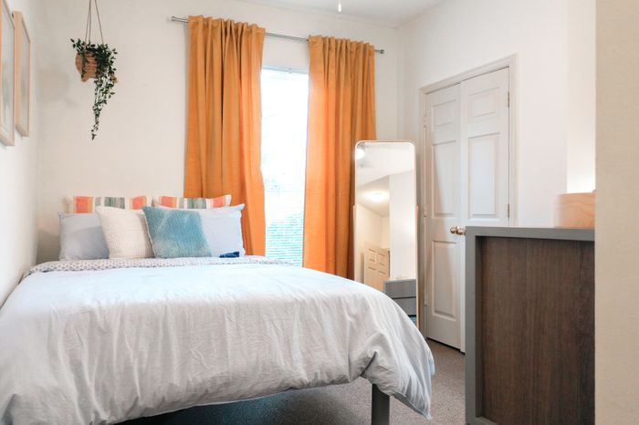 Spacious Bedroom | Clemson SC Apartment Homes | Clemson Edge