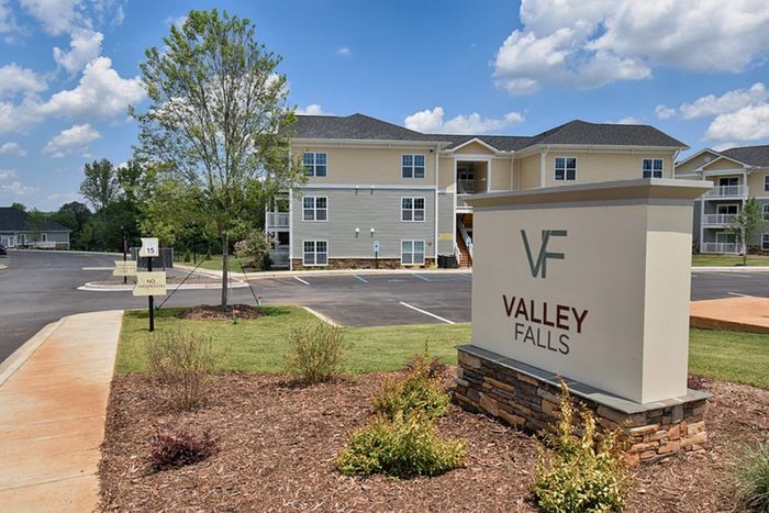 Apartments Homes for rent in Spartanburg, SC | Valley Falls