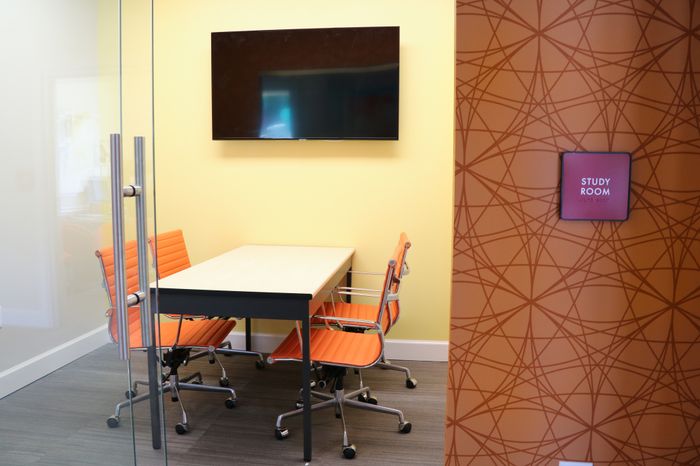 Resident Study Lounge | Apartment Homes in Clemson, SC | Clemson Edge
