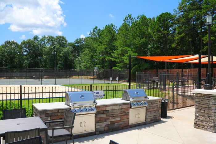 Community BBQ Grills | Clemson SC Apartment For Rent | Clemson Edge