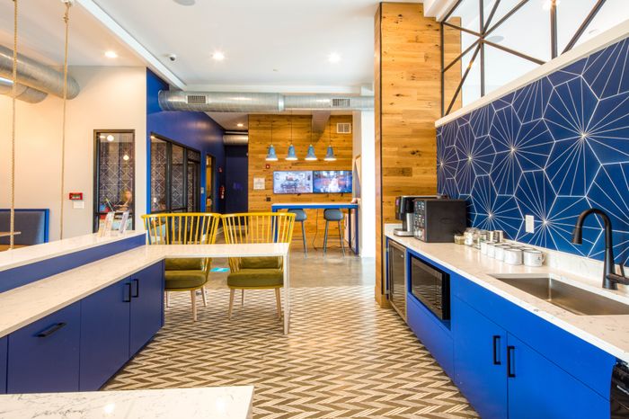 Food Service Area with Seating The Bluff at Waterwoks Landing | Apartments in Tuscaloosa