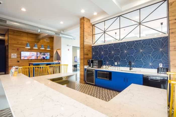 Food Serving Area The Bluff at Waterwoks Landing | Apartments in Tuscaloosa