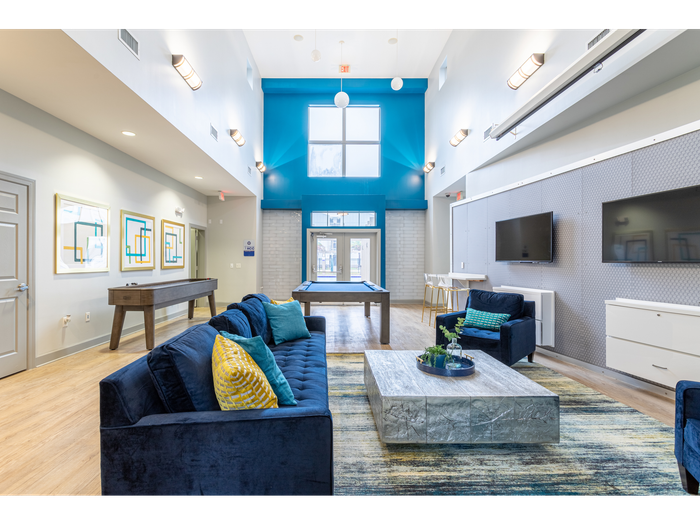 Spacious lounge area | Hawks Landing Apartments in Tampa, FL