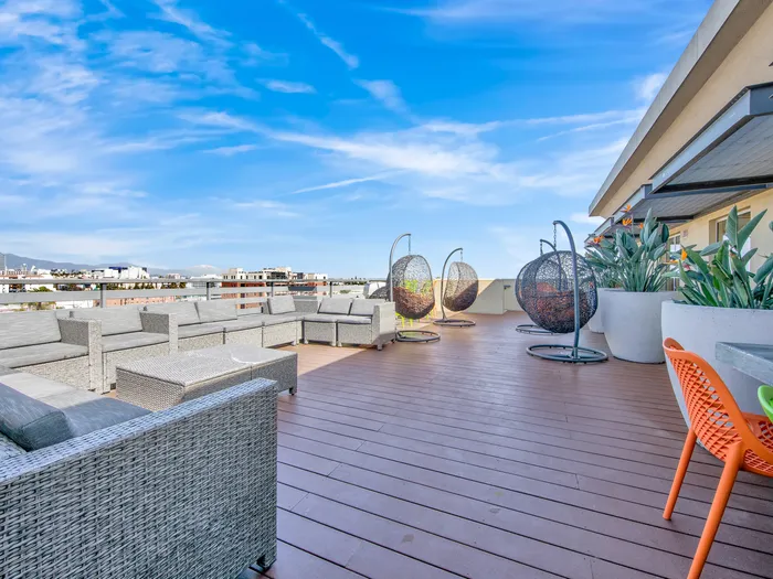 Outdoor patio area with seating | University Gateway Apartments in Los Angeles, CA.