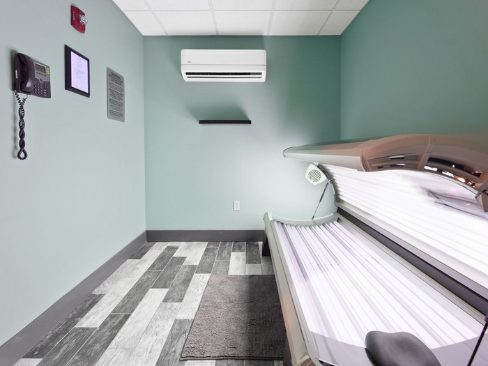 Tanning room at The Printing House | Binghamton Apartments