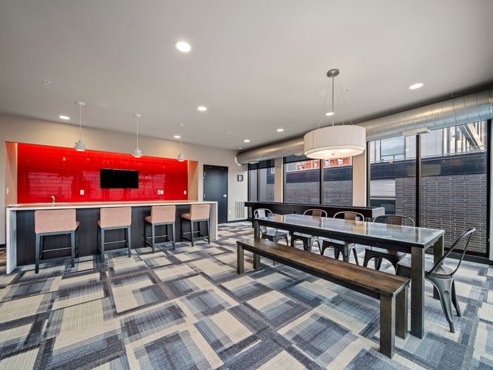Apartments in Minneapolis, MN | The Station on Washington