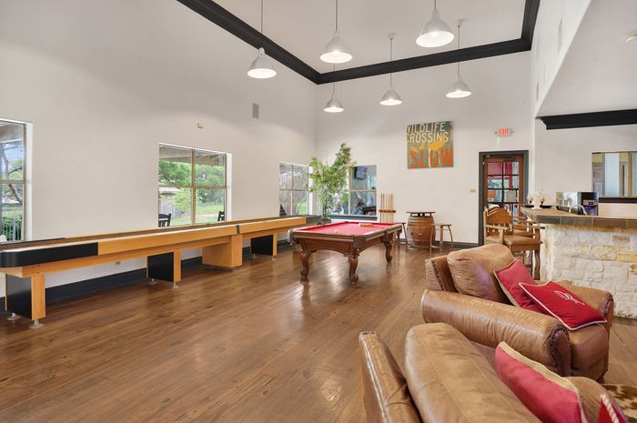 Community Game Room | Dakota Ranch Student Apartments | 1, 2, & 3-Bedroom Apartments San Marcos, TX