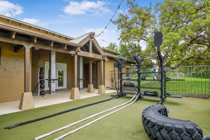 State-of-the-Art Fitness Center | Dakota Ranch Student Apartments | San Marcos Student Apartments