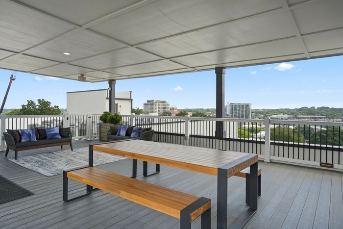 555 Boulevard