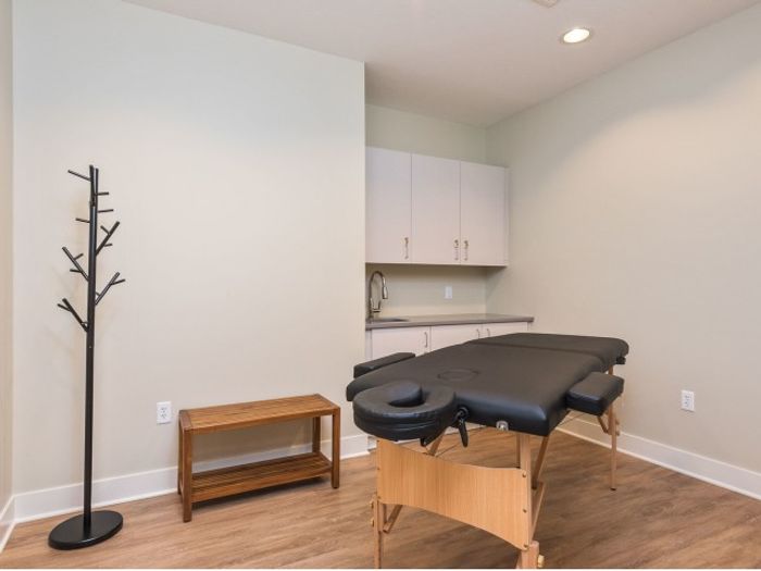 Community Spa | Apartments Homes for rent in Overland Park, KS | Avenue 80