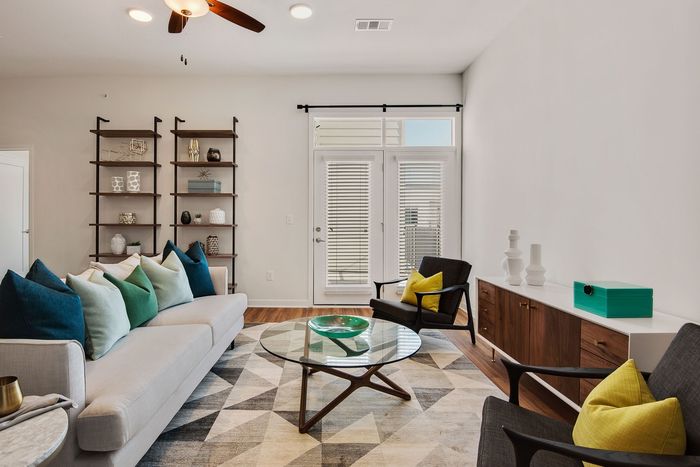 | Apartments in Overland Park, KS | Avenue 80