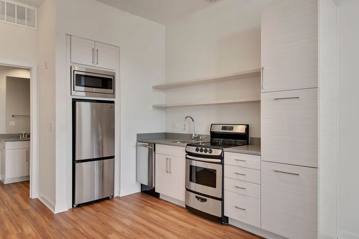 | Apartments in Overland Park, KS | Avenue 80