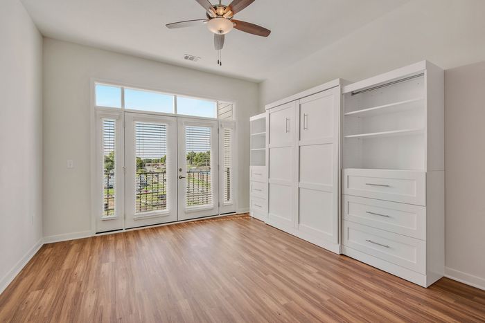 | Apartments in Overland Park, KS | Avenue 80