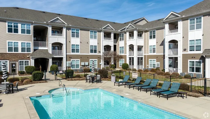lax, unwind, and soak up the sunshine at our sparkling community pool&mdash;the perfect place to cool off and enjoy your day.