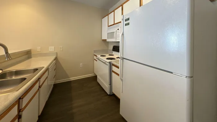 2 Bed / 2 Bath Kitchen