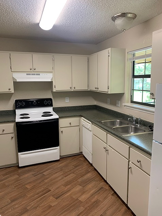 Aspen Villa Apartments, Wake Village, Texas