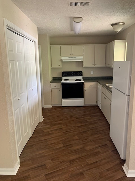 Aspen Villa Apartments, Wake Village, Texas