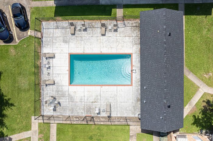 The Avery Apartments Pool