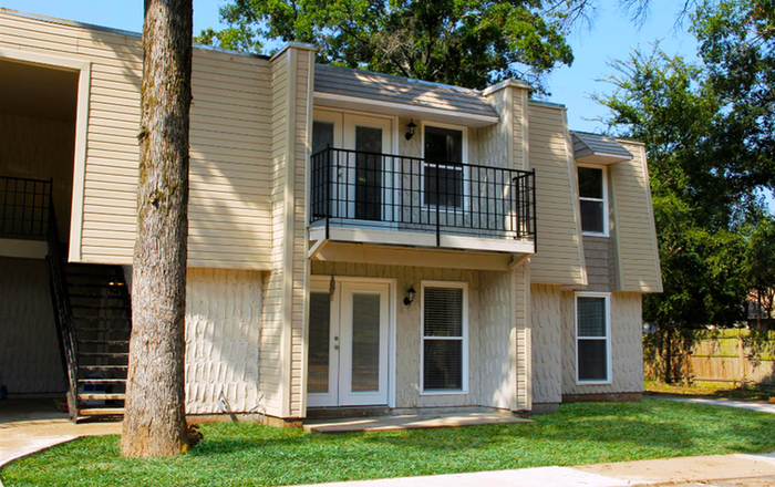 Lakefront Apartments, Shreveport, Louisiana
