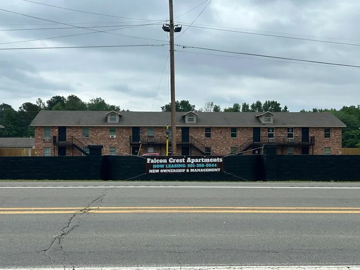 Falcon Crest Apartments, Mayflower, Arkansas