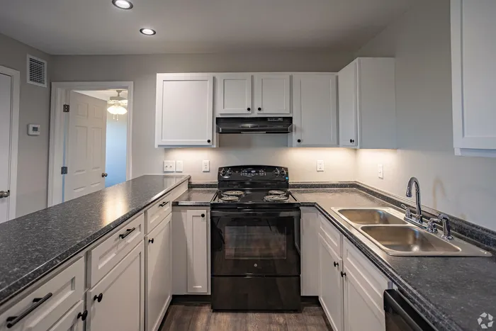 Cherry Hill Apartments, Oklahoma City, Oklahoma
