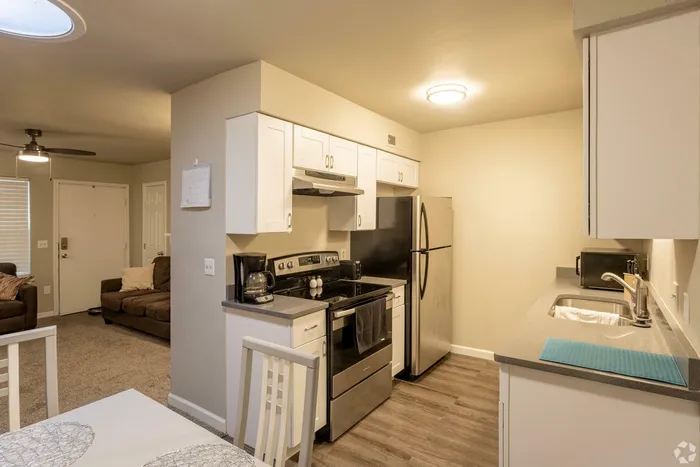 Cherry Hill Apartments, Oklahoma City, Oklahoma