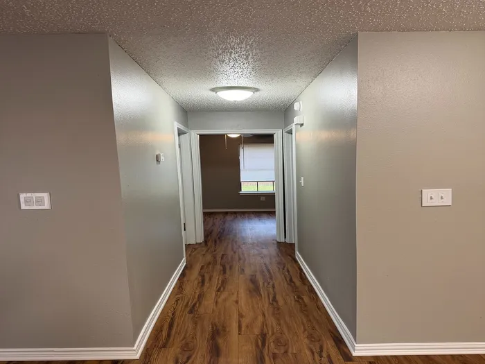 Kings Village Apartments, Wake Village, Texas