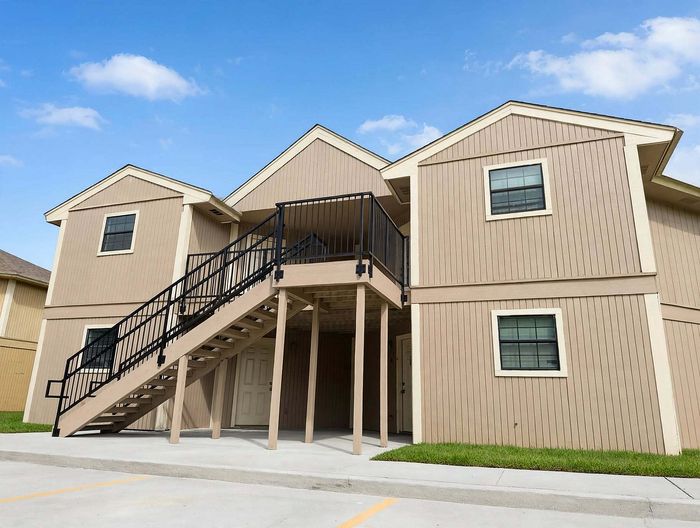 Aspen Villa Apartments, Wake Village, Texas
